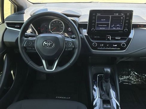 Used 2020 Toyota Corolla SE FWD image 11