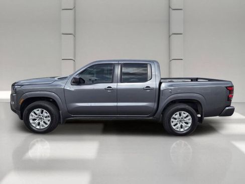 Used 2022 Nissan Frontier SV AWD/4WD image 4