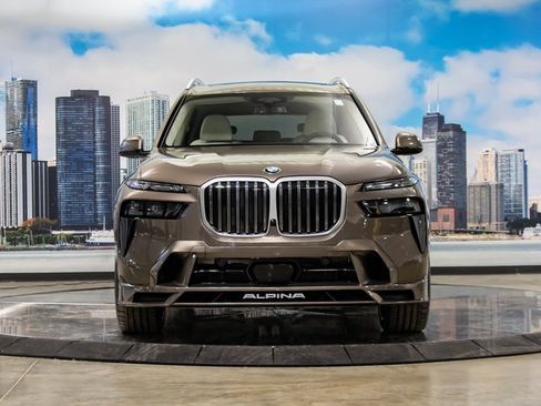 New 2026 BMW ALPINA XB7 image 3