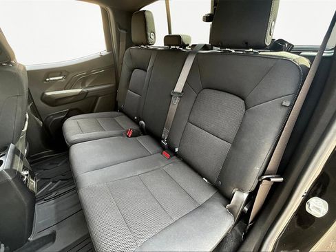 Used 2024 Chevrolet Colorado LT w/ LT Convenience Package II image 27