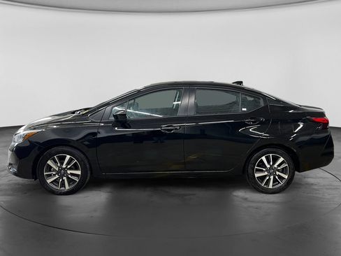 Used 2025 Nissan Versa SV FWD image 4