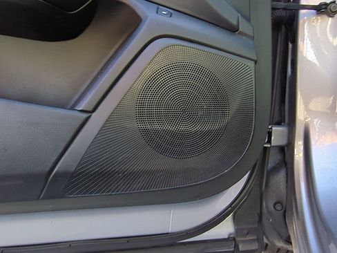 Used 2020 Acura RDX SH-AWD image 15