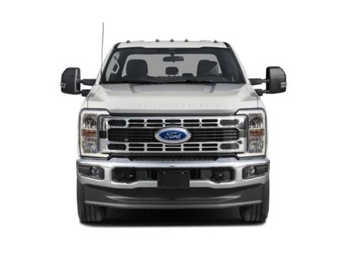 Used 2025 Ford F350 XLT AWD/4WD image 4