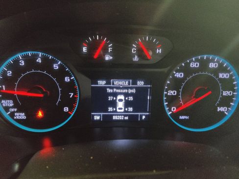 Used 2020 Chevrolet Malibu LT FWD image 23