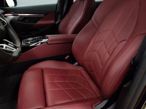 Used 2025 BMW i5 xDrive40 w/ M Sport Package image 17