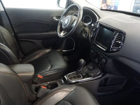 Used 2019 Jeep Compass Limited w/ Safety & Security Group AWD/4WD image 23