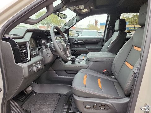 New 2026 GMC Sierra 1500 AT4 image 10