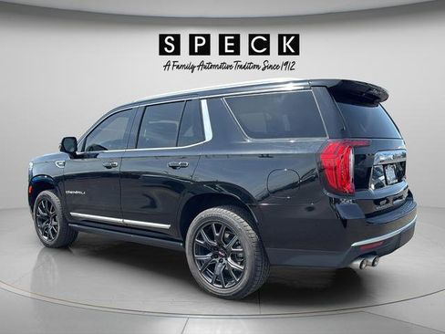 Used 2021 GMC Yukon Denali w/ Denali Ultimate Package AWD/4WD image 3