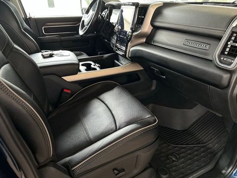 Used 2024 RAM 3500 Laramie AWD/4WD image 16