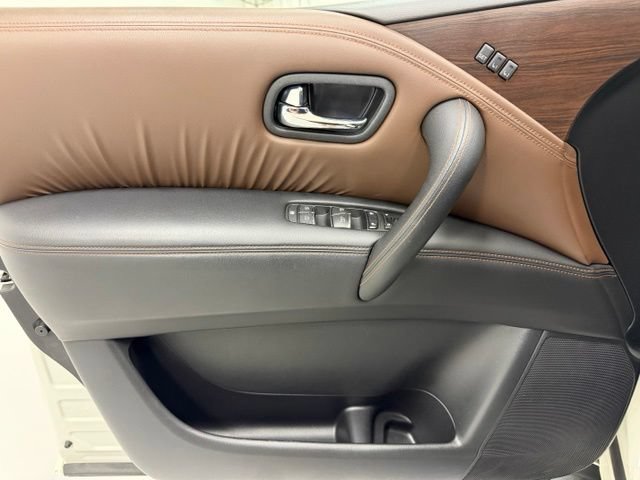 Used 2020 Nissan Armada Platinum w/ Platinum Reserve Package AWD/4WD image 19
