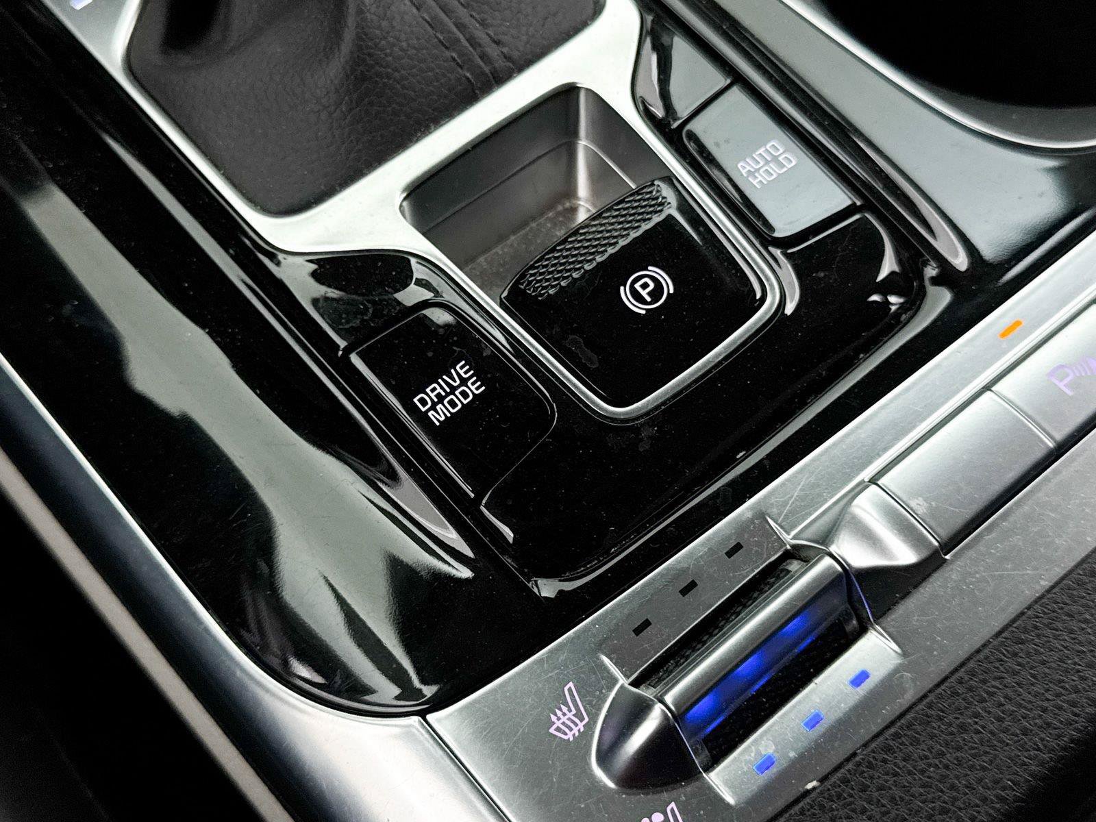 Used 2022 Kia Carnival SX FWD image 9