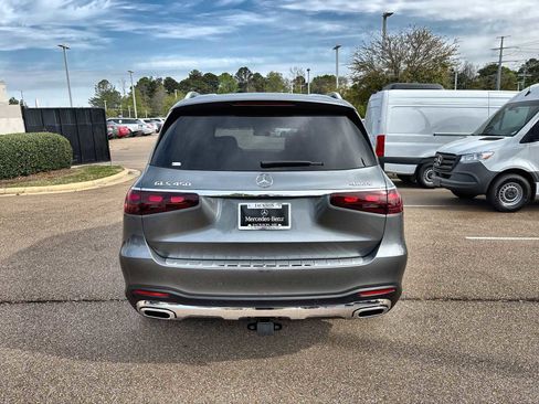 New 2026 Mercedes-Benz GLS 450 4MATIC image 7
