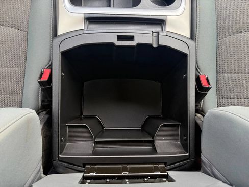 Used 2017 RAM 1500 Big Horn AWD/4WD image 32