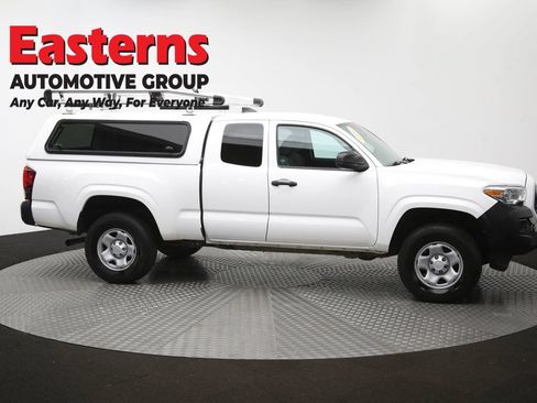 Used 2020 Toyota Tacoma SR RWD image 45