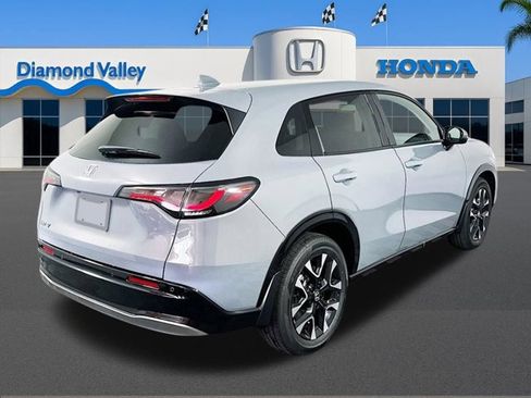 New 2026 Honda HR-V EX-L image 2