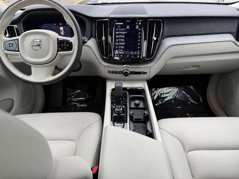 Certified 2023 Volvo XC60 B5 Plus w/ Climate Package image 12