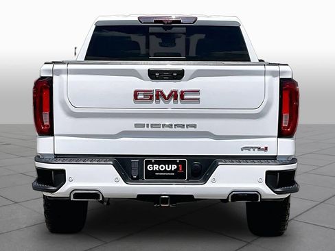 Used 2022 GMC Sierra 1500 AT4 w/ AT4 Premium Package AWD/4WD image 5