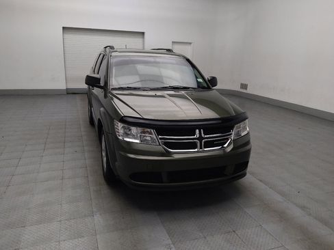 Used 2019 Dodge Journey SE image 14