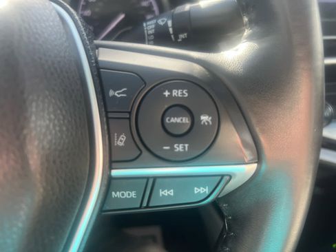 Certified 2023 Toyota Camry XLE image 17