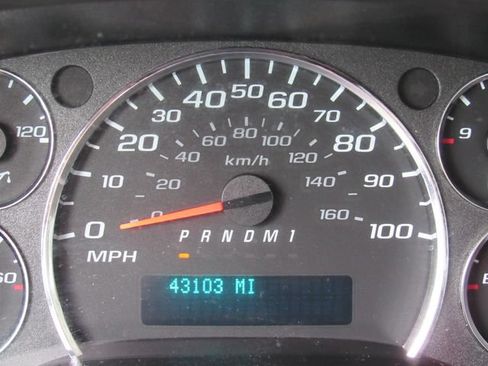 Used 2021 Chevrolet Express 3500 w/ Power Convenience Package RWD image 23