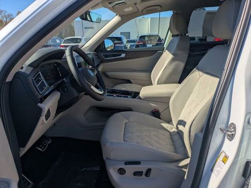 New 2026 Volkswagen Atlas SEL Premium R-Line image 24