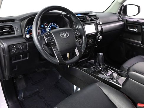 Used 2016 Toyota 4Runner Trail Premium image 12