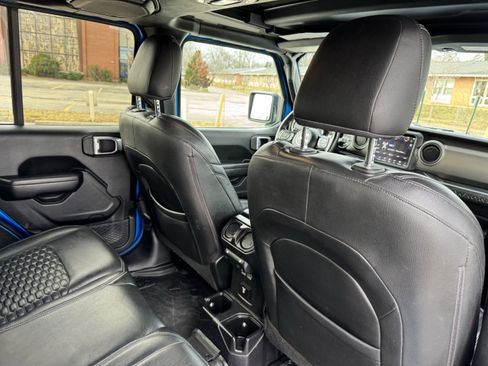 Used 2021 Jeep Wrangler Unlimited Sport w/ Sun And Sound Package image 36