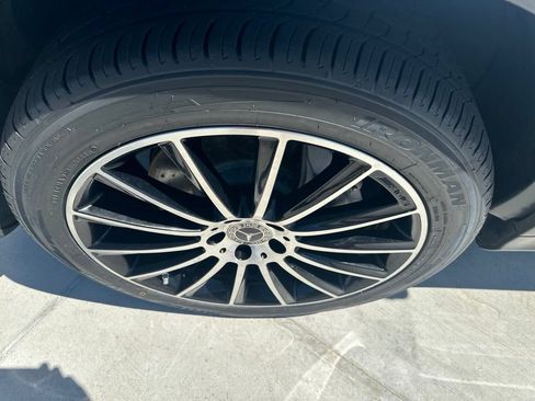 Used 2022 Mercedes-Benz GLC 300 image 41