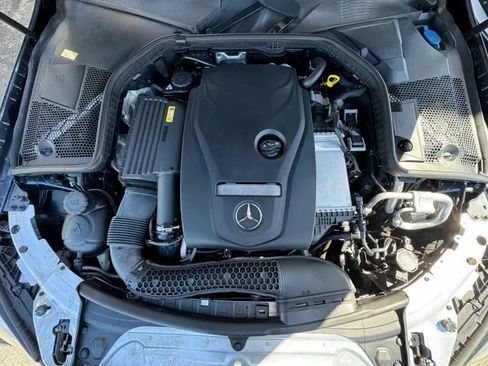 Used 2016 Mercedes-Benz C 300 4MATIC Sedan image 10