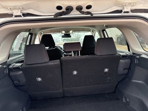 Used 2024 Toyota RAV4 LE image 21