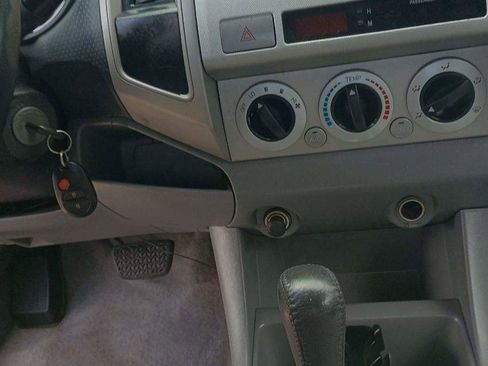 Used 2005 Toyota Tacoma 2WD Access Cab image 5