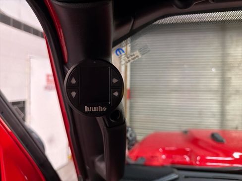 Used 2021 Jeep Wrangler Unlimited Rubicon w/ Trailer Tow Package image 20