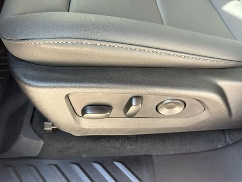 New 2026 Chevrolet Colorado LT w/ LT Convenience Package image 11