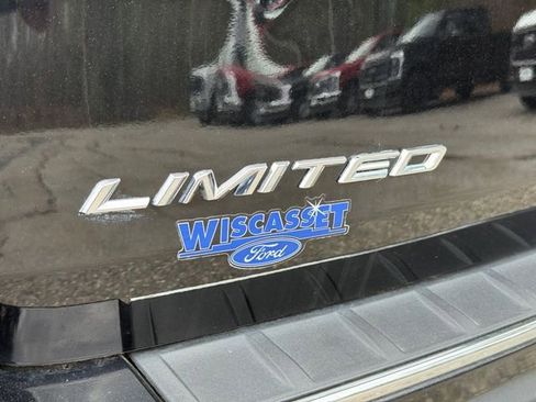 Certified 2022 Ford Explorer Limited w/ Equipment Group 301A AWD/4WD image 22
