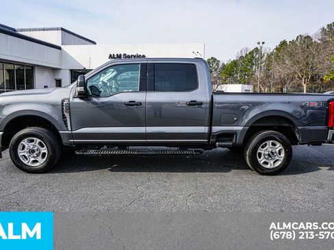Used 2025 Ford F250 XLT image 6
