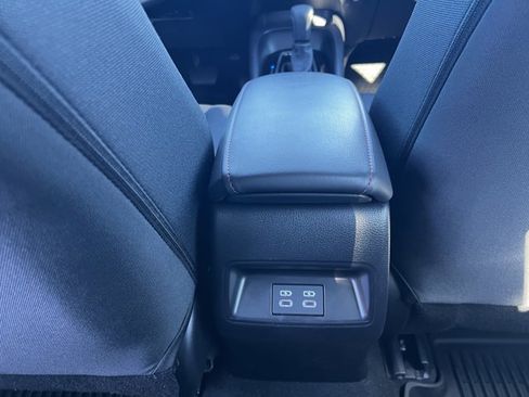 Certified 2025 Toyota Corolla SE image 18