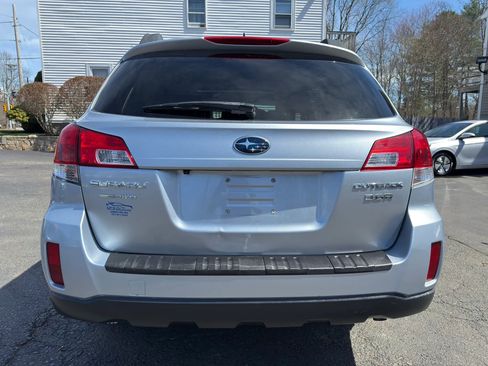Used 2012 Subaru Outback 3.6R Limited w/ Moonroof Pkg image 5