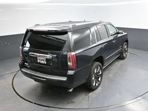 Used 2020 GMC Yukon Denali w/ Denali Ultimate Black Edition AWD/4WD image 32