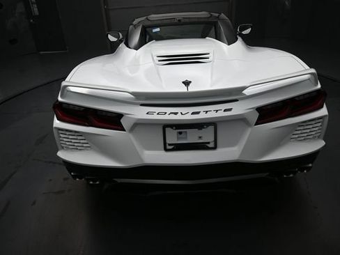 Used 2021 Chevrolet Corvette Stingray Premium Conv w/ Z51 Performance Package RWD image 28