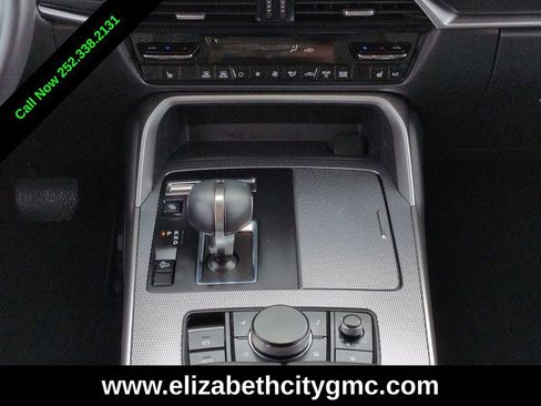 Used 2024 MAZDA CX-90 Plug-In Hybrid w/ Preferred AWD/4WD image 21