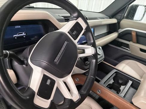 Used 2020 Land Rover Defender 110 HSE AWD/4WD image 12