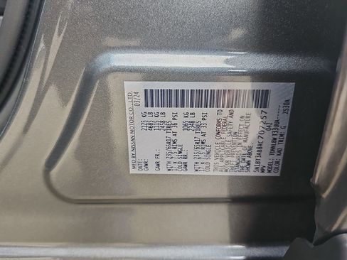Used 2024 Nissan Rogue S AWD/4WD image 32