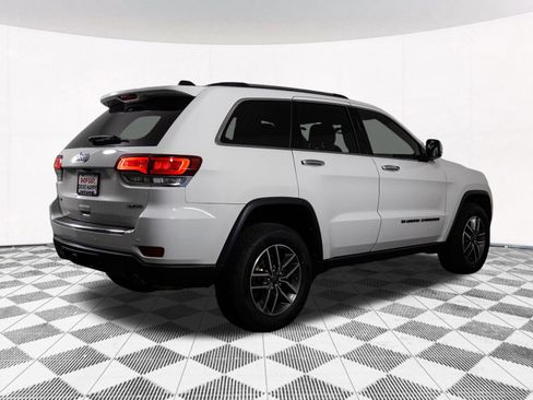 Used 2022 Jeep Grand Cherokee Limited image 16