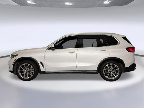 Used 2023 BMW X5 sDrive40i w/ Parking Assistance Package RWD image 2