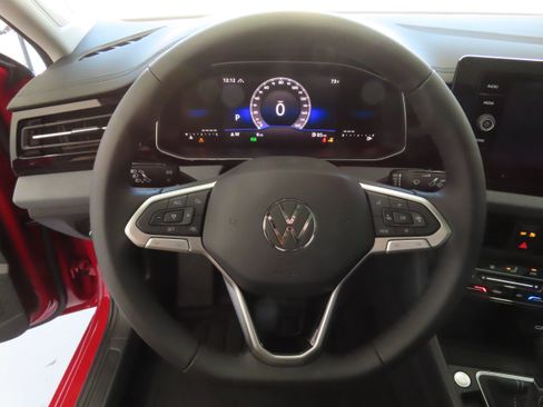 New 2026 Volkswagen Jetta SE FWD image 16