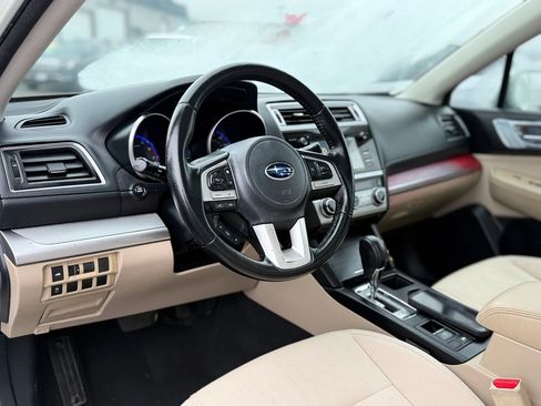 Used 2016 Subaru Legacy 2.5i Premium w/ Moonroof Package AWD/4WD image 16
