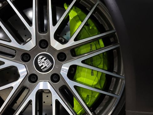 Used 2021 Porsche Panamera Turbo S w/ Assistance Package image 7