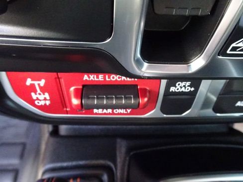 Used 2021 Jeep Gladiator Mojave w/ Auxiliary Switch Group AWD/4WD image 23
