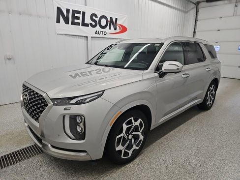 Used 2022 Hyundai Palisade Calligraphy image 4