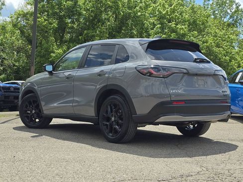 Used 2025 Honda HR-V Sport image 15